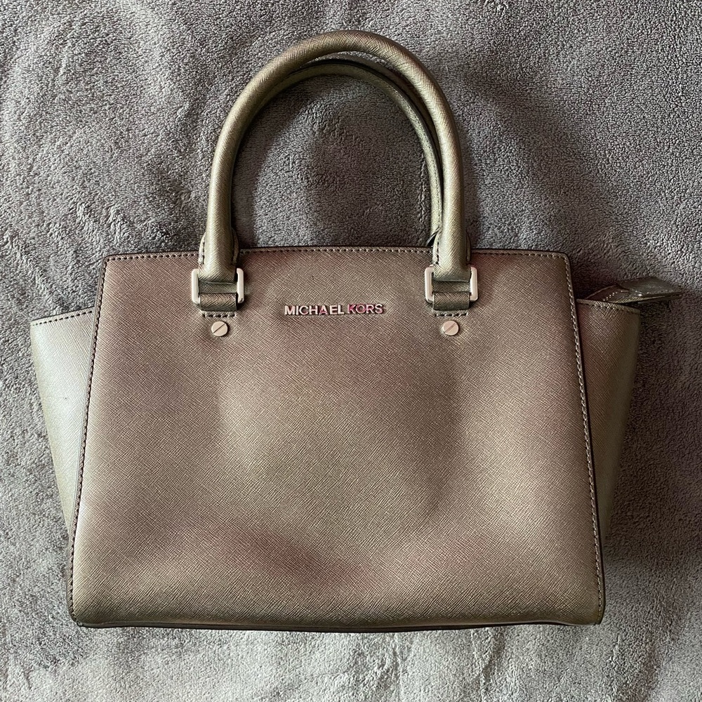Michael Kors Silver Bag
